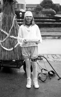 Eiersammler, zur Großansicht aufs Bild klicken, 207 KB Eiersammler, zur Großansicht aufs Bild klicken, 207 KB